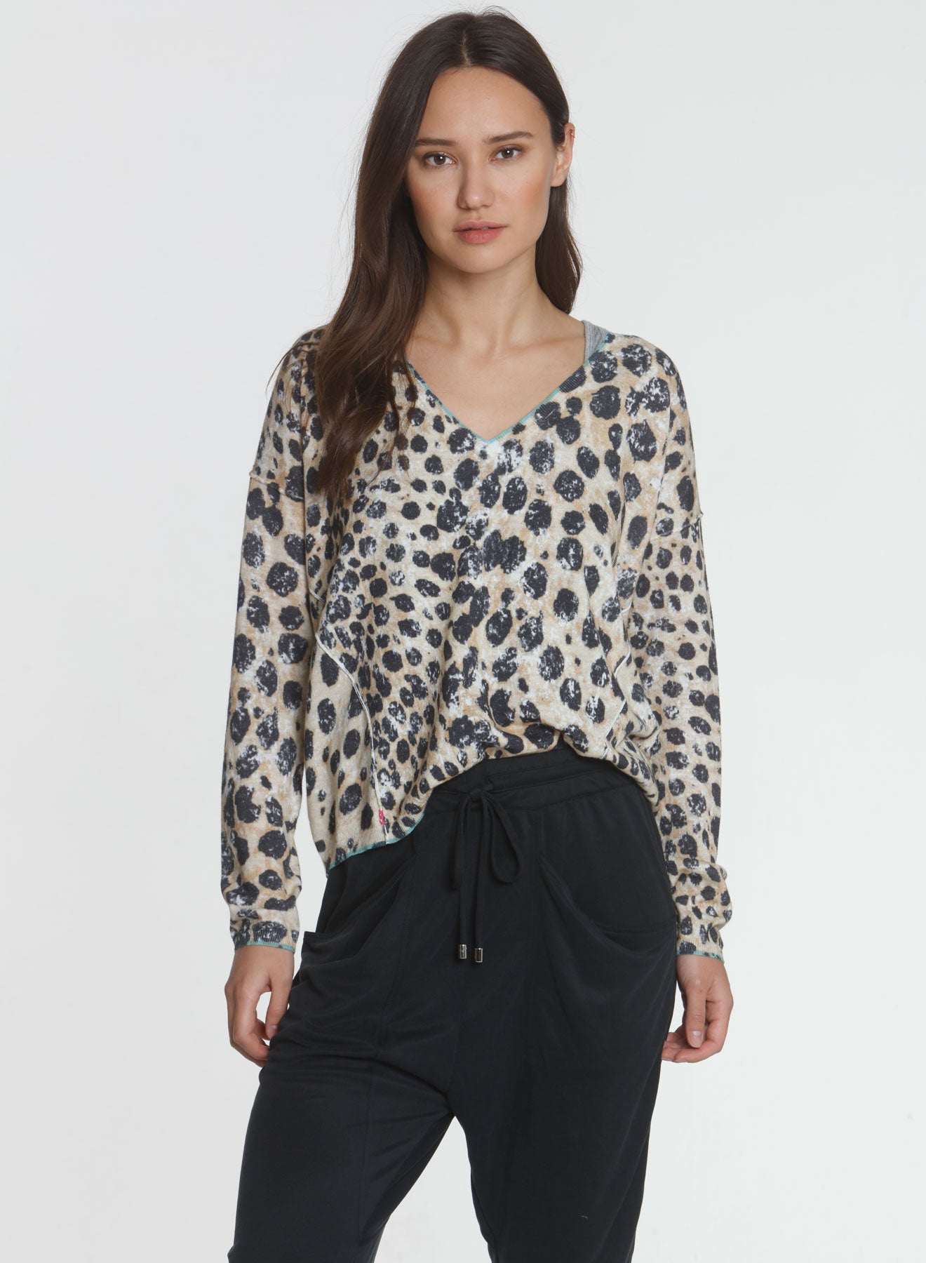 Label + Thread W Nellie Cozy Vee