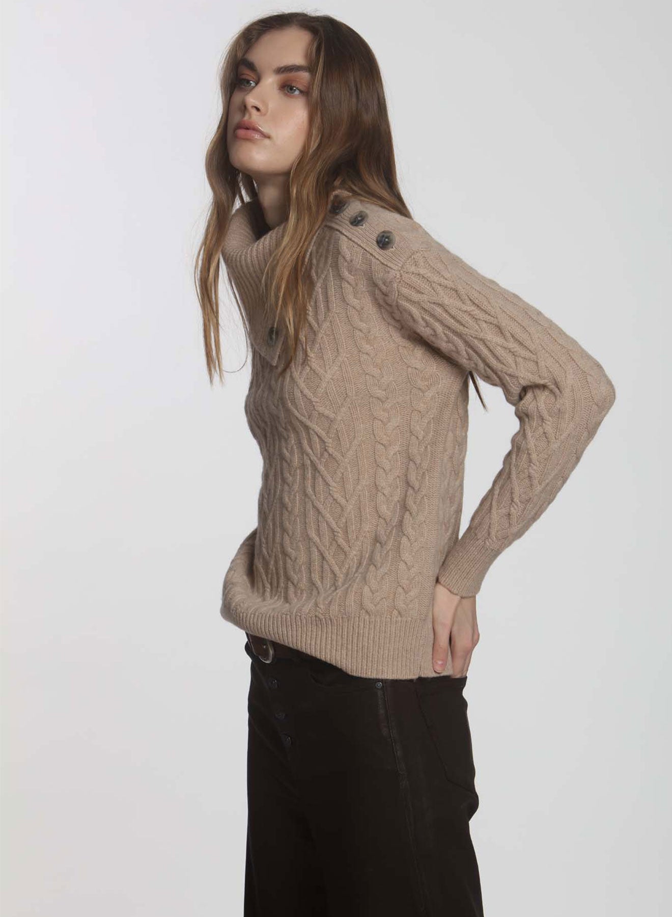 LABEL+thread Women's Wool Cashmere Major Tom T Neck - Caramel