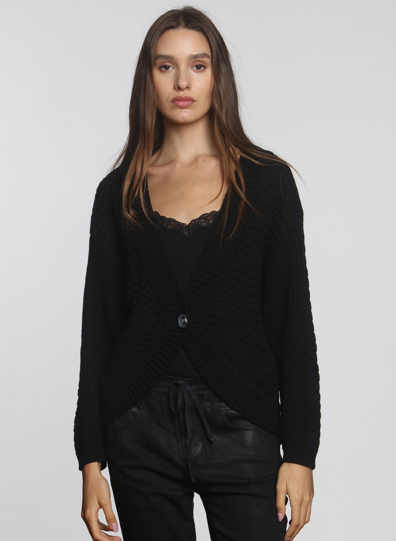 Threadbare Carol LABEL+thread Women's Cotton Carol Curve Cardi - Black