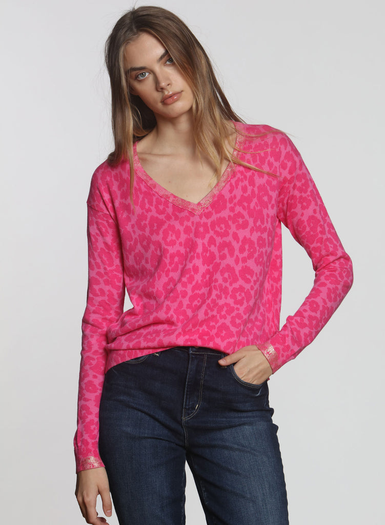 Goldie Printed Vee - Cheetah Pink