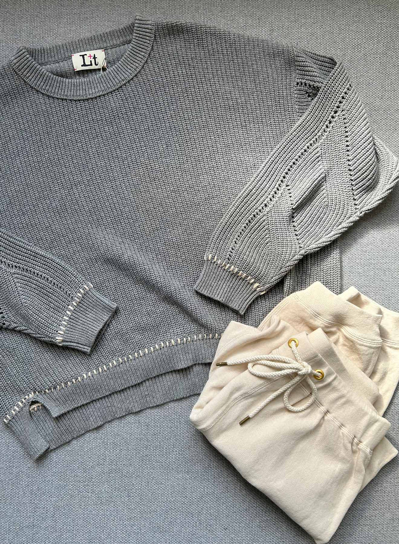 Hilda Stitch Crew - Grey
