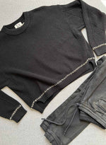 Hilda Stitch Crew - Black