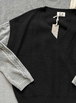 Vested Vee - Black/grey