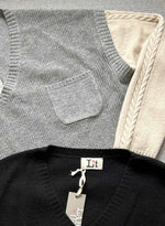 Vested Vee - Grey/ecru