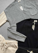 Vested Vee - Grey/ecru