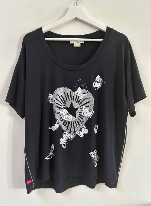 Graphic Delila Scoop - Black Heart Butterflies CR