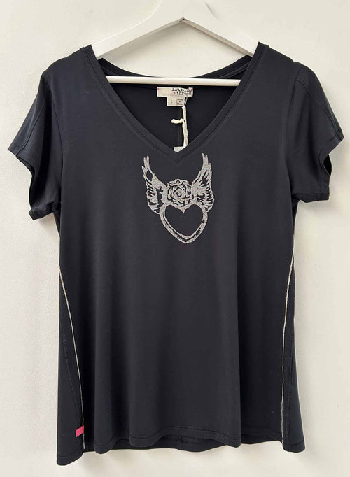 Graphic Harper Vee - Black Heart Locket