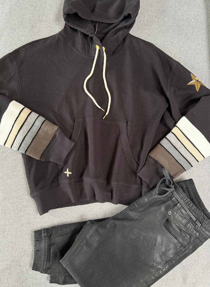 Robin Hoodie - Black