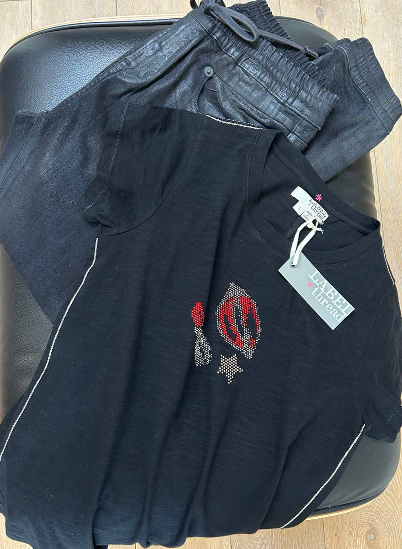 Graphic Ava Tee - Black Hot Lips Crystal