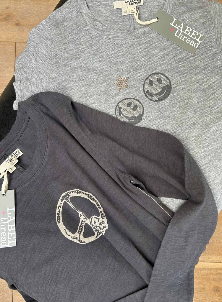Graphic Norma Tee - Graphite Peace Crystal