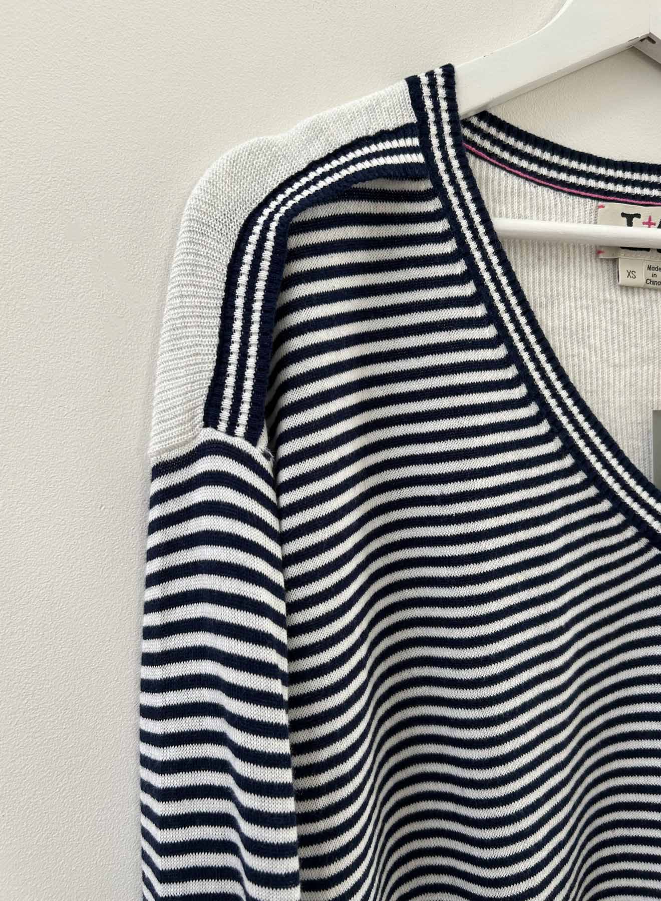 LABEL+thread Women's Cotton Danni Rib Back Vee - Navy Stripe
