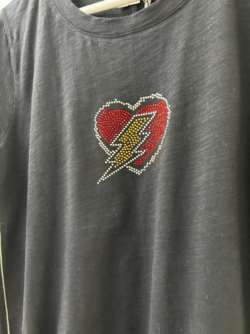 Graphic Ava Tee - Black Heart Break